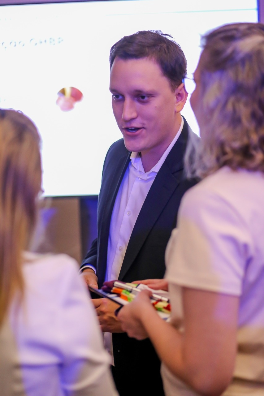 Aniversário GRHUS - 49 anos - Equilíbrio não é ilusão: Saúde mental com empatia e humor