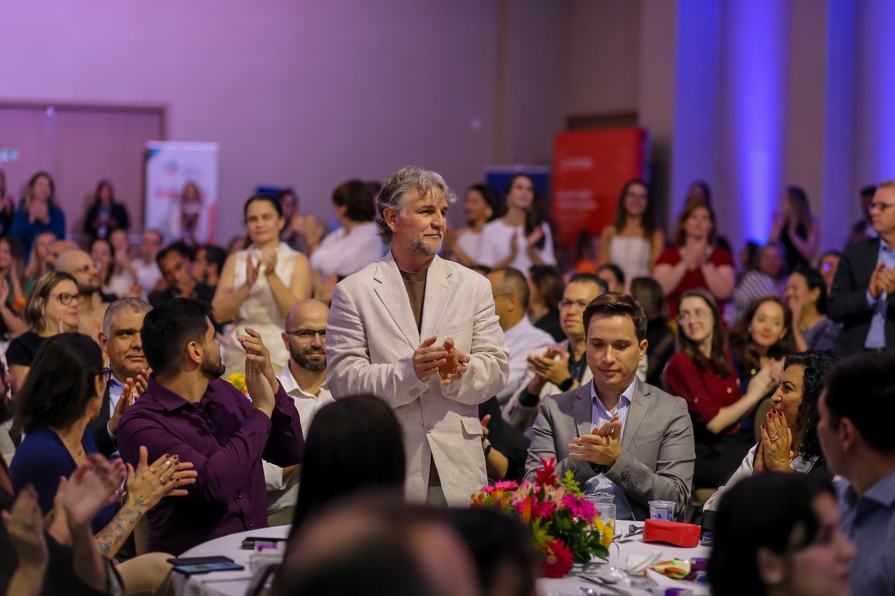 Aniversário GRHUS - 49 anos - Equilíbrio não é ilusão: Saúde mental com empatia e humor